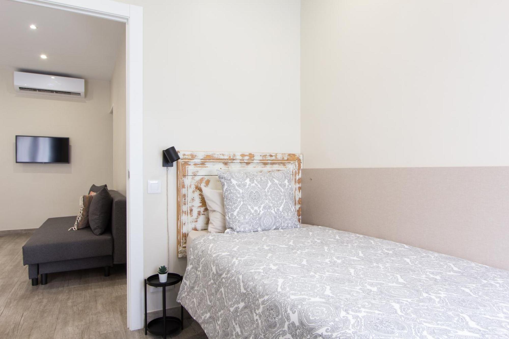 Novus Homes Barcelona Santa Eulalia L'Hospitalet de Llobregat Exteriér fotografie