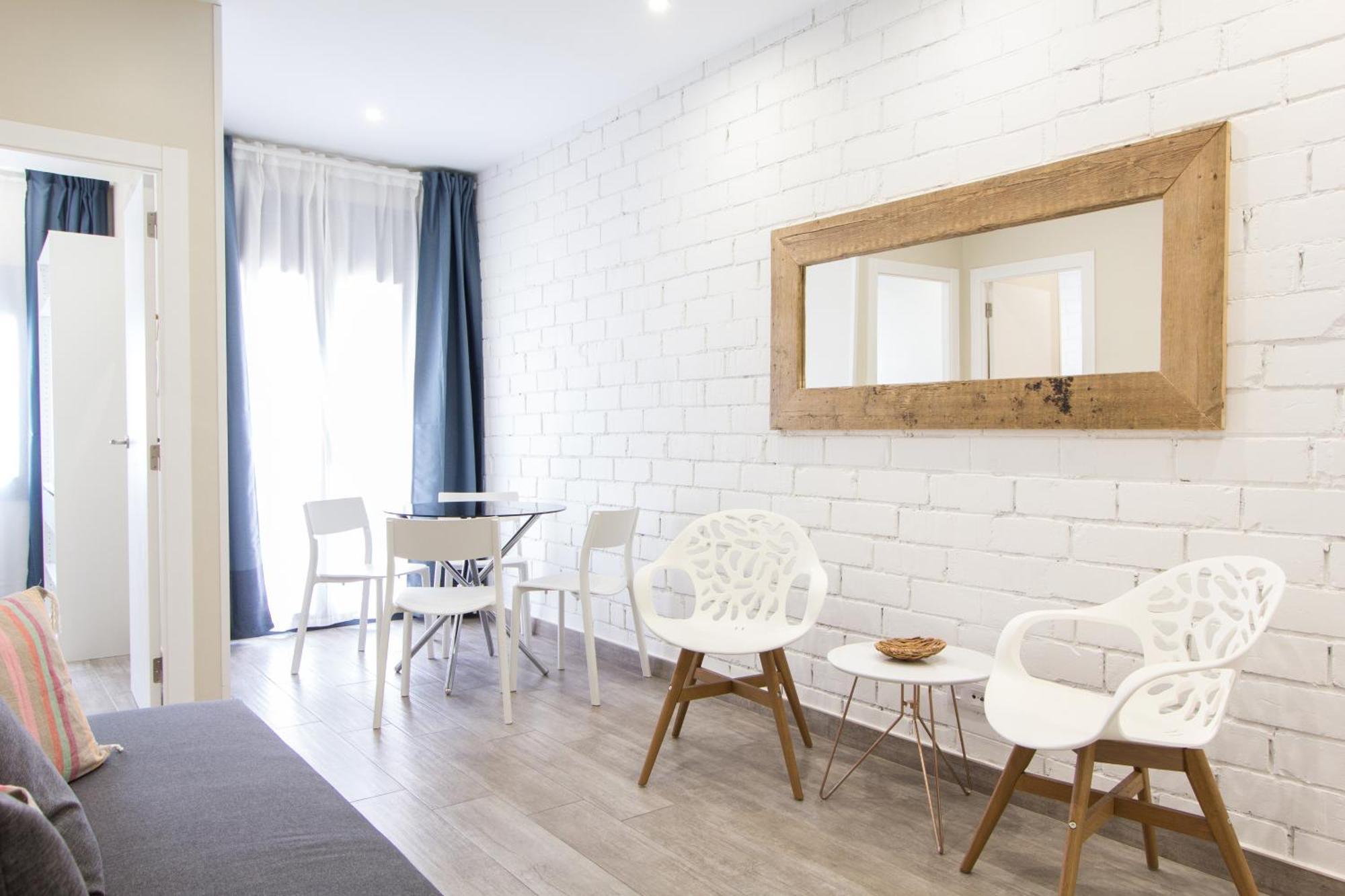 Novus Homes Barcelona Santa Eulalia L'Hospitalet de Llobregat Exteriér fotografie