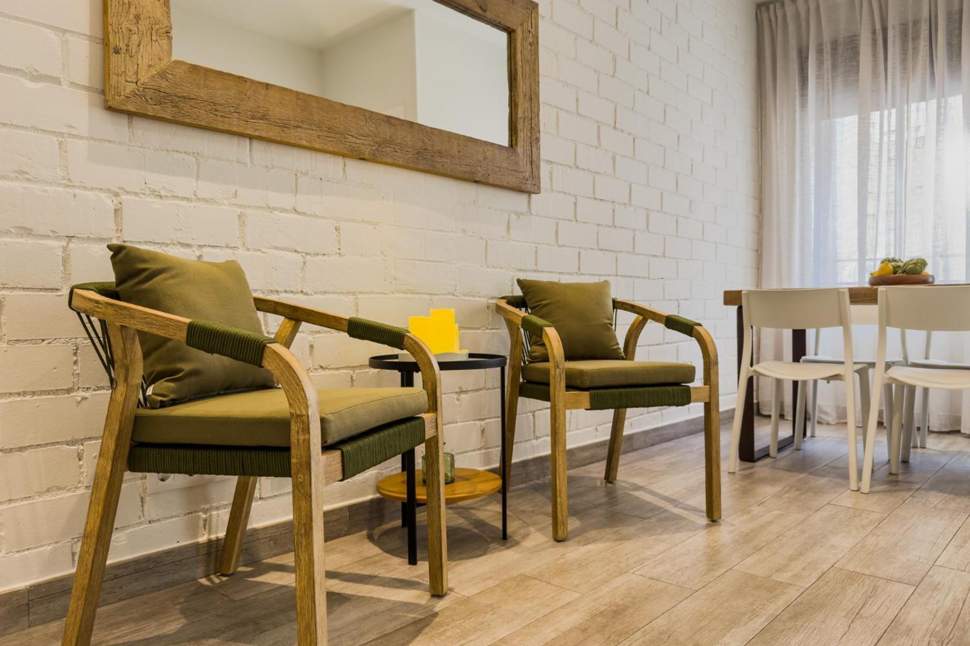 Novus Homes Barcelona Santa Eulalia L'Hospitalet de Llobregat Exteriér fotografie