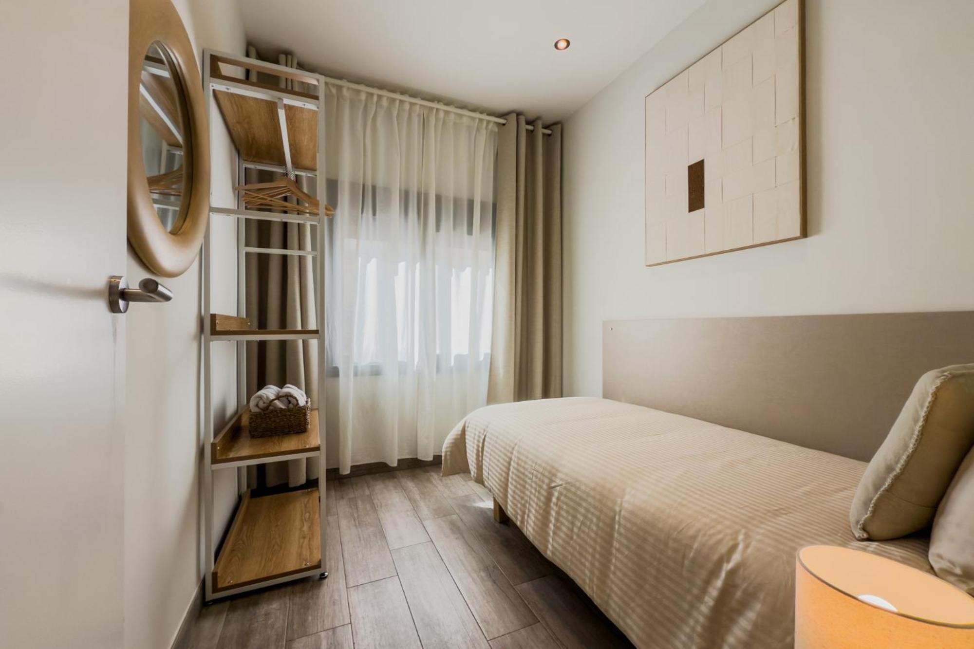 Novus Homes Barcelona Santa Eulalia L'Hospitalet de Llobregat Exteriér fotografie